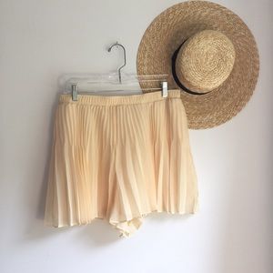 Bcbgeneration yellow blousy shorts